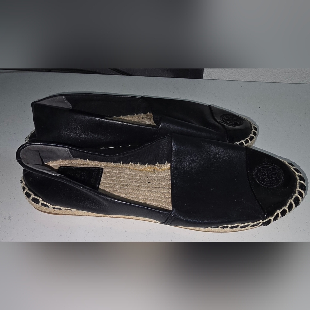 Tory burch black size 6 espadrilles